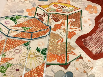 平和屋着物●豪華振袖　絞り　駒刺繍　貝桶花文　金彩　正絹　逸品　AABN5772ph
