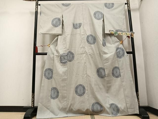 平和屋着物●本場結城紬　重要無形文化財　100亀甲　飛び亀甲　源氏車文　モロ入り　奥順織物謹製　証紙付き　正絹　逸品　AABN5817ph