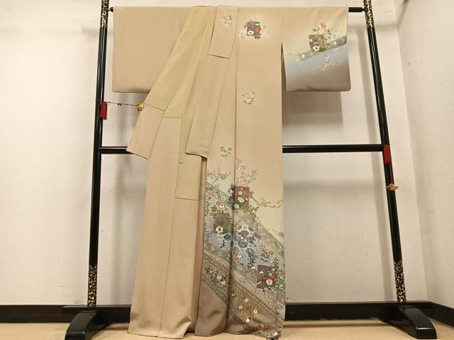 平和屋着物●中国三大刺繍　スワトウ刺繍　汕頭刺繍　総刺繍　訪問着　色紙草花文　暈し染め　金糸　正絹　逸品　AABN5832ph
