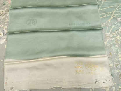 平和屋着物●訪問着　刺繍　草花文　丹後ちりめん　金彩　反端付き　正絹　逸品　AABN5843ph
