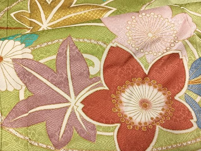 平和屋着物●豪華振袖　駒刺繍　草花文　金彩　正絹　逸品　AABN5844ph