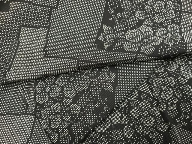 平和屋着物●本場大島紬　7マルキ　色紙重ね花文　正絹　逸品　AABN5871ph