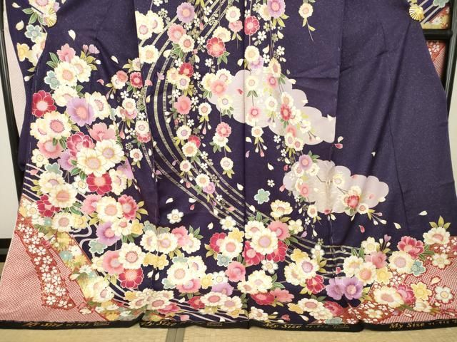 平和屋着物●豪華振袖　刺繍　流水花文　金銀糸　金彩　銀通し地　丹後ちりめん　仮絵羽　逸品　未使用　AABN6011ck