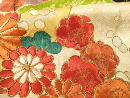 平和屋着物●豪華振袖　絞り　駒刺繍　草花文　金糸　金彩　鈴乃屋扱い　正絹　逸品　AABN6027ck