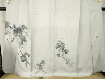 平和屋着物●訪問着　作家物　葡萄蔦の葉文　ろうけつ染　暈し染め　さが美扱い　正絹　逸品　AABN6039ck