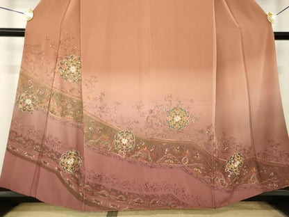 平和屋着物●中国三大刺繍　スワトウ刺繍　汕頭刺繍　総刺繍　訪問着　正倉院花文　暈し染め　金糸　正絹　逸品　AABN6042ck