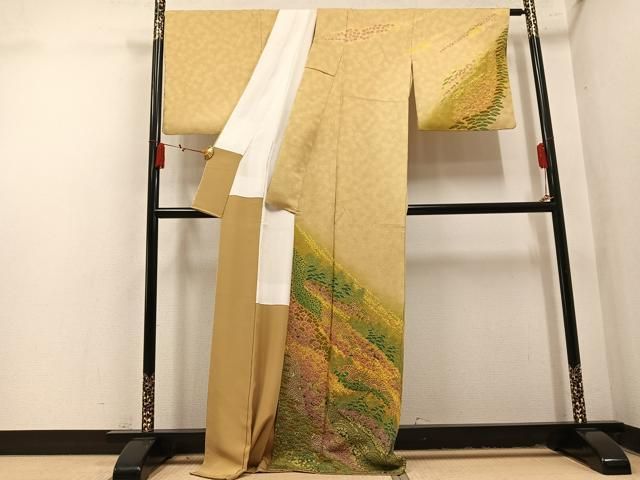 平和屋着物●訪問着　作家物　おぼろ染　重ね絞り　草花文　金通し地　正絹　逸品　AABN7322ph