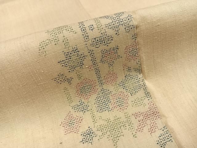 平和屋着物●本場結城紬　重要無形文化財　100亀甲　飛び亀甲　草花文　正絹　逸品　未使用　AABN7332ph