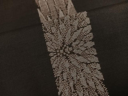 平和屋着物●本場大島紬　9マルキ　地空き　花間道　鈴乃屋扱い　正絹　逸品　未使用　AABN7416ph