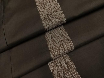 平和屋着物●本場大島紬　9マルキ　地空き　花間道　鈴乃屋扱い　正絹　逸品　未使用　AABN7416ph