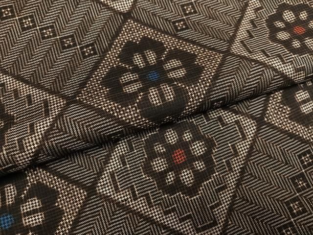 平和屋着物●本場大島紬　龍郷絣　正絹　逸品　未使用　AABN7441ph
