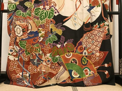 平和屋本店●アンティーク　大正ロマン　振袖　駒刺繍　草花吉祥鼓文　黒地　金彩　正絹　逸品　AABN8305ph