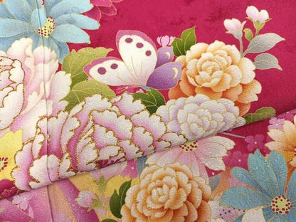 平和屋着物●豪華振袖　刺繍　花蝶文　暈し染め　金糸　正絹　逸品　AABN8329ph