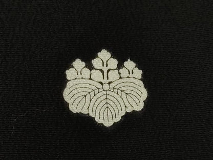平和屋着物●創業460年・千總　黒留袖　駒刺繍　束ね熨斗文　大丸扱い　正絹　逸品　AABN8757ck