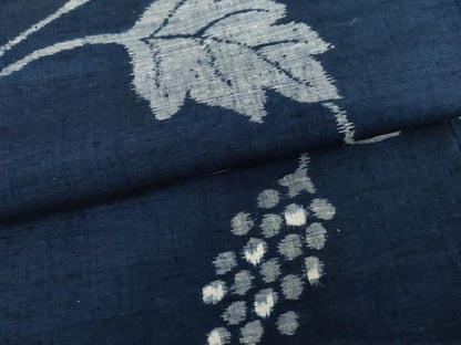 平和屋着物●上質な紬　葡萄唐草文　正絹　逸品　未使用　AABN9162cs