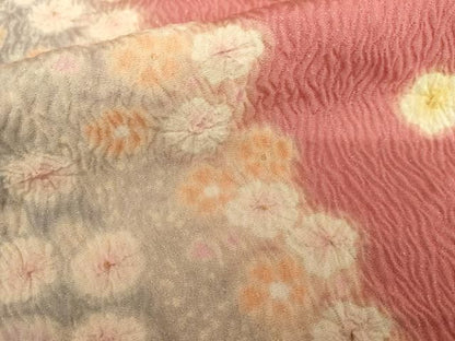 平和屋着物●豪華振袖　絞り　舞花文　金彩　金通し地　正絹　逸品　AABN9169cs