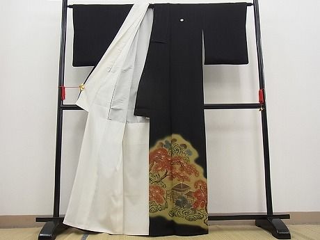 平和屋着物■豪華黒留袖　手描き　金糸刺繍　老松風景文　暈し染め　金銀彩　逸品　n-ar2050