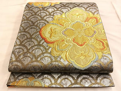 平和屋着物●六通柄袋帯　正倉院花菱青海波　黒地　金糸　正絹　逸品　BAAL2852du