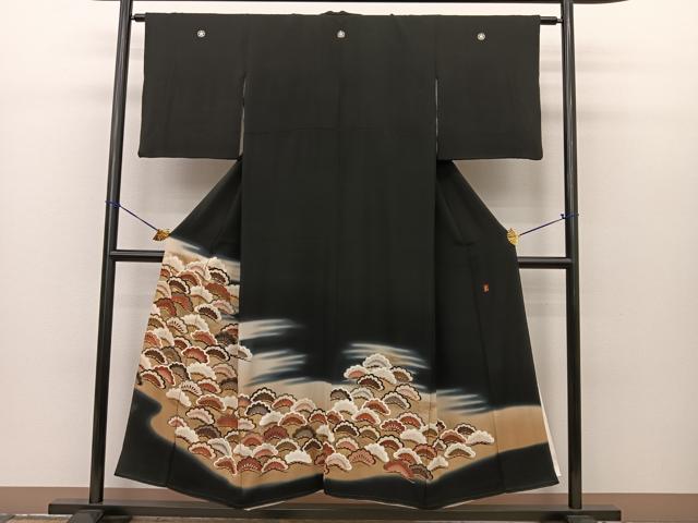 平和屋着物■豪華黒留袖　霞松尽くし　暈し染め　金彩　正絹　逸品　BAAM5134sa