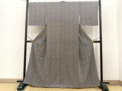 平和屋着物●江戸小紋　内田秀一作　花尽くし　黒地　反端付き　正絹　逸品　未使用　BAAM6029pk