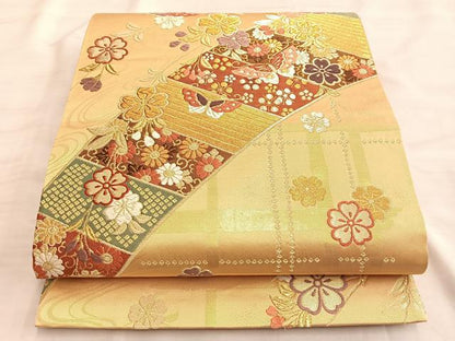 平和屋着物●六通柄袋帯 唐織 舞蝶枝垂れ桜 金糸 鈴乃屋扱い 正絹 逸品 BAAM8038du
