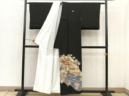 平和屋着物■豪華黒留袖　駒刺繍　松竹梅　御所解草花文　正絹　逸品　BAAN4811jr