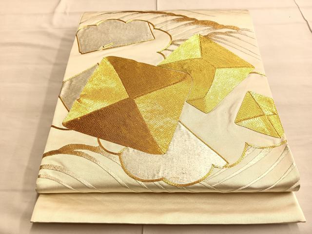 平和屋着物●太鼓柄袋帯　総刺繍　駒刺繍　流水雲取り文様　金糸　正絹　逸品　BAAO8968du