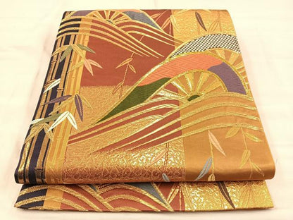平和屋着物◎六通柄袋帯 唐織 片輪車笹の葉文 金糸 正絹 逸品 BAAQ4248du