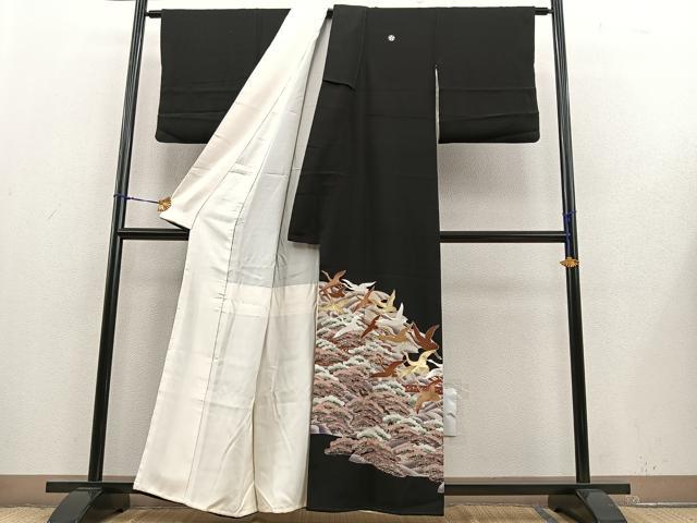 平和屋着物■豪華黒留袖　駒刺繍　飛鶴浜松文　金彩　正絹　逸品　BAAR6076kg