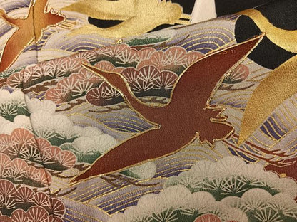 平和屋着物■豪華黒留袖　駒刺繍　飛鶴浜松文　金彩　正絹　逸品　BAAR6076kg