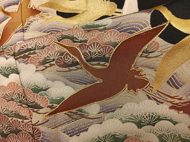 平和屋着物■豪華黒留袖　駒刺繍　飛鶴浜松文　金彩　正絹　逸品　BAAR6076kg