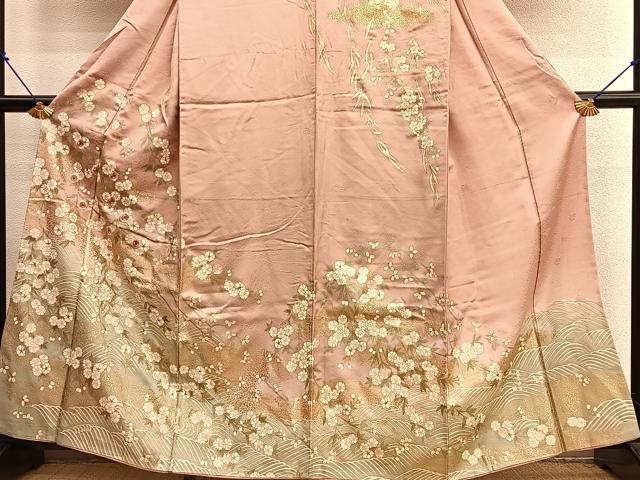 【訪問着】 流水草花文・正絹❣️ 逸品✨No.1254 訪問着】 流水草花文・正絹❣️ 逸品✨No.1254 - メルカリ