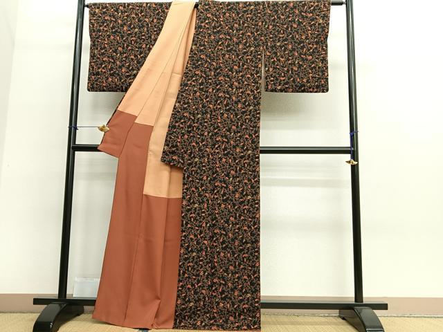 黒地 絞り モノトーンな花唐草 小紋 正絹 着物 U-4452 黒地 絞り モノトーンな花唐草 小紋 正絹 着物 U-4452 レディース