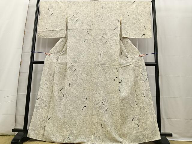 華やかな小紋 正絹 短冊に花 袷 着物 U-4871 F28.5 刺繍小紋 花丸紋 正絹 袷 着物
