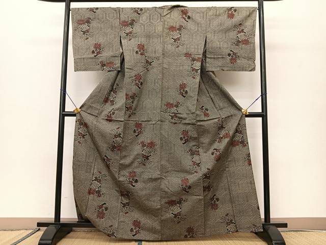 平和屋着物▽上質な紬 　単衣　亀甲花文　黒地 　正絹　逸品　未使用　BAAS8019yc