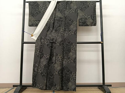 平和屋着物▽本場大島紬 単衣 切り嵌め草花文 黒地 正絹 逸品 BAAS8022yc