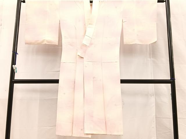クリーム色に銀杏や紅葉の地紋と梅 長襦袢（胴抜き、袖無双）