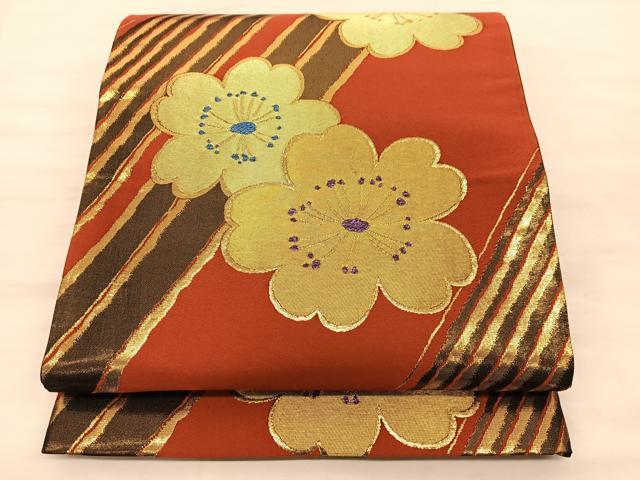 平和屋着物◎六通柄袋帯 舞桜文 黒地 金糸 正絹 逸品 BAAS9921du