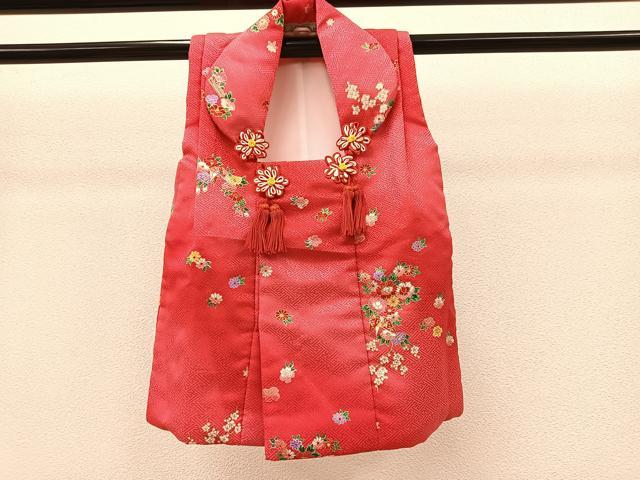 平和屋着物[]七五三　女の子　３歳　祝着　三つ身　被布セット　舞蝶文　逸品　BAAT2966mz