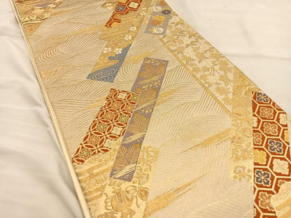 平和屋着物◎六通柄袋帯　唐織　短冊花文　金糸　正絹　逸品　BAAT3991xa