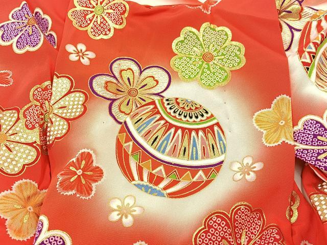 平和屋着物[]七五三　女の子　３歳　祝着　三つ身　被布セット　手毬　舞桜文　金彩　逸品　BAAT7272mz