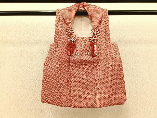 平和屋着物[]七五三　女の子　３歳　祝着　三つ身　被布セット　手毬　舞桜文　金彩　逸品　BAAT7272mz