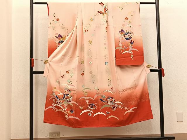 平和屋着物[]七五三　女の子　７歳　祝着　四つ身　手毬花蝶文　金彩　逸品　BAAT7332mz