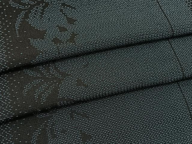 平和屋着物▽本塩沢 単衣 110亀甲 草葉シルエット 正絹 逸品 未使用 BAAT9038yc