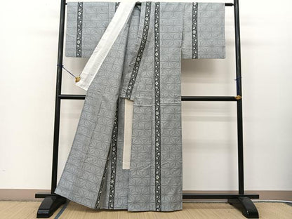 平和屋着物▽本場大島紬 単衣 麻の葉花唐草間道 正絹 逸品 BAAT9054yc