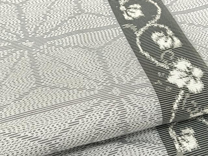 平和屋着物▽本場大島紬 単衣 麻の葉花唐草間道 正絹 逸品 BAAT9054yc