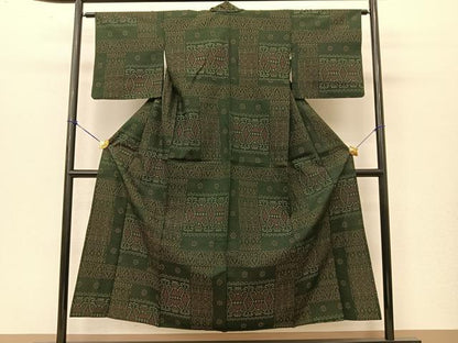 平和屋着物▽本場大島紬　薩摩結城　単衣　陶器花文　正絹　逸品　BAAT9065yc