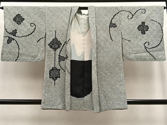 平和屋着物＃羽織　総絞り　花唐草文　黒地　正絹　逸品　未使用　BAAT9241gt