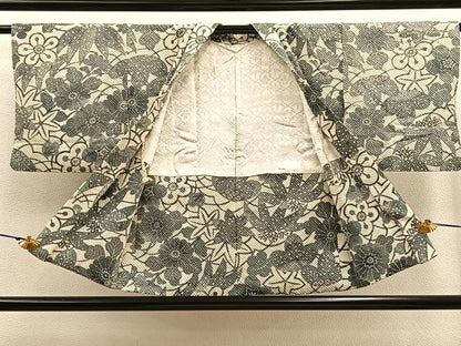 平和屋着物＃名門　藤娘きぬたや・総絞り　羽織　草花尽くし　正絹　逸品　BAAU0040gt