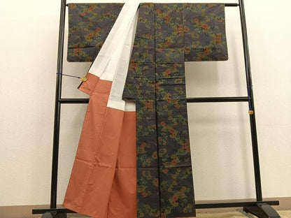平和屋着物●本場大島紬 7マルキ 草花文 正絹 逸品 BAAU0186gt